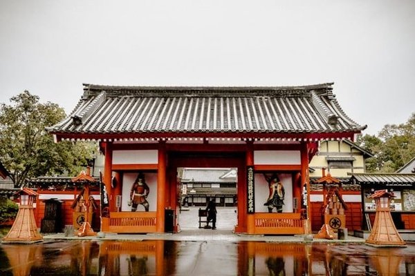 Quels sont les endroits incontournables pour une immersion dans l'histoire des samouraïs au Japon?